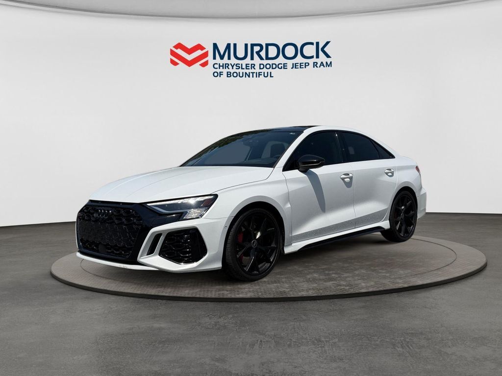 2024 AUDI RS3