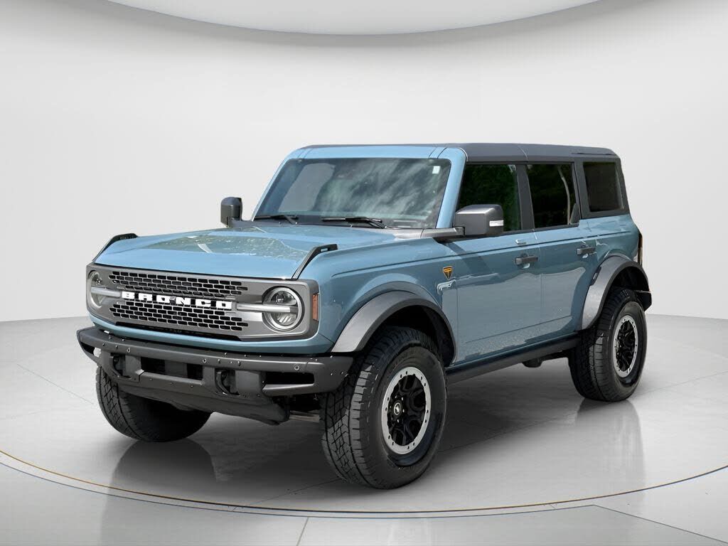 2022 FORD Bronco