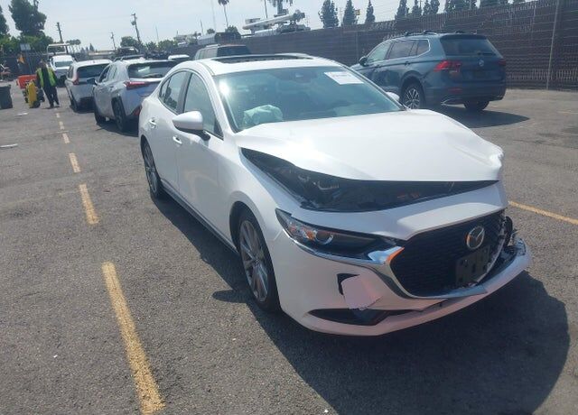 2022 MAZDA Mazda3