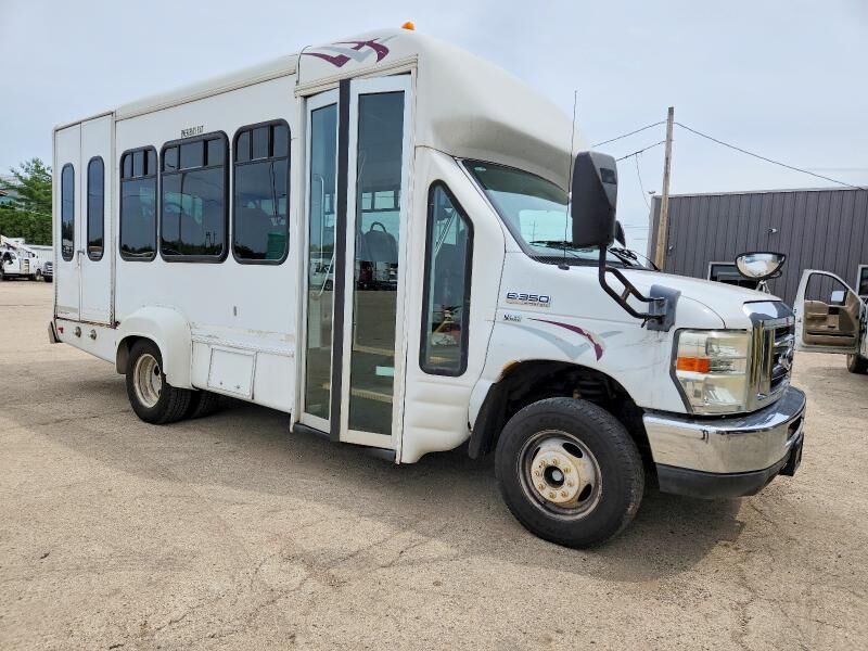 2009 FORD E-350