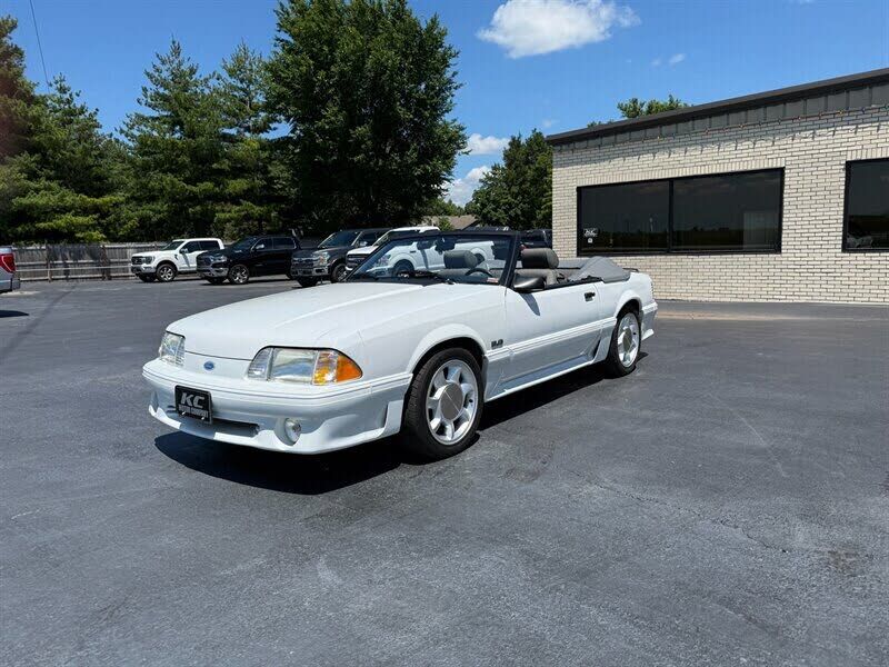 1987 FORD Mustang