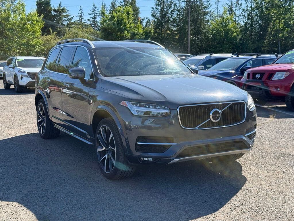 2019 VOLVO XC90