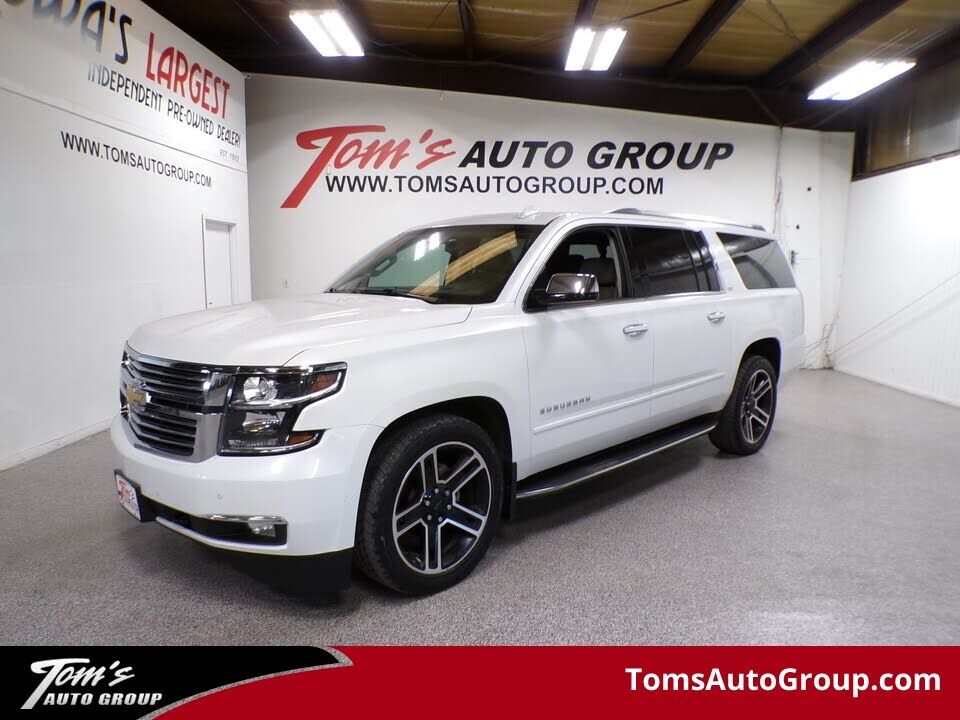 2016 CHEVROLET Suburban