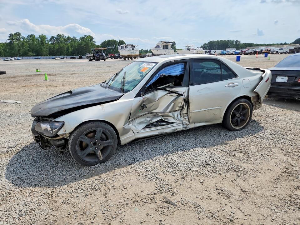 2004 LEXUS IS