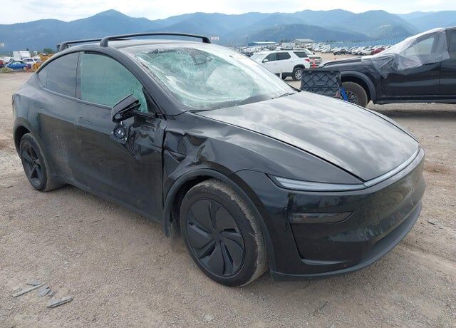 2026 TESLA Model Y
