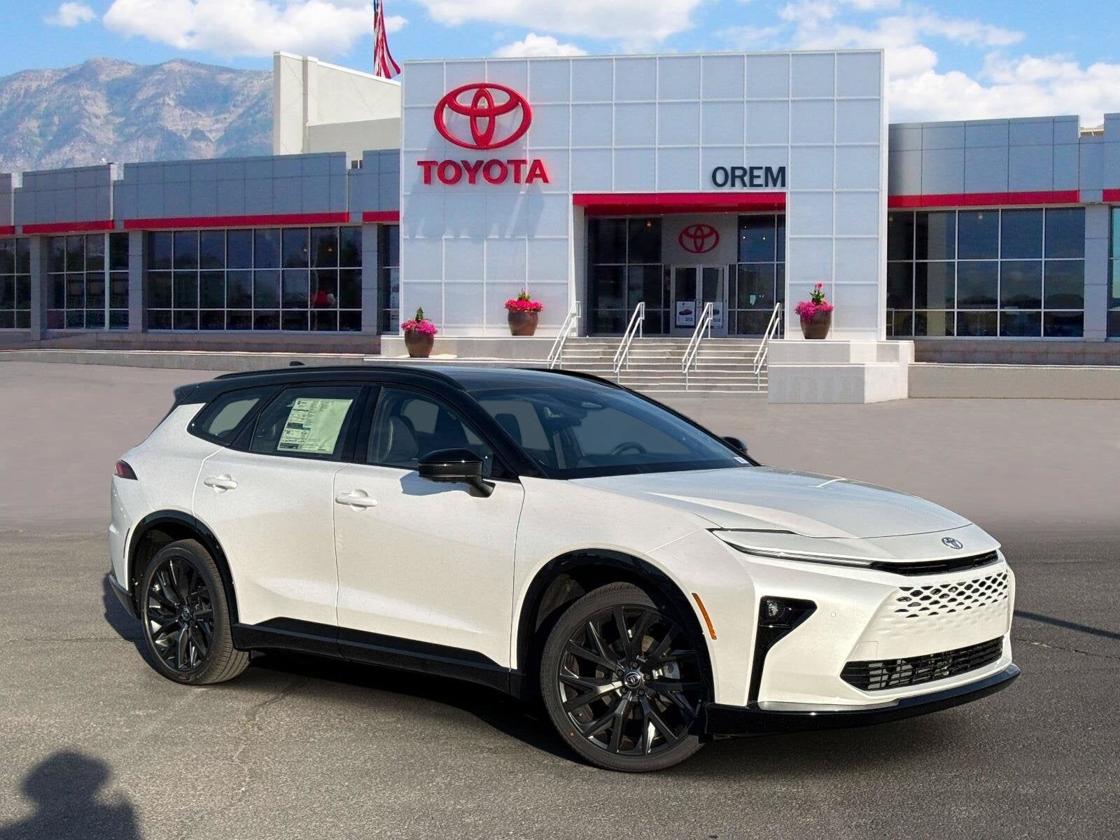2026 TOYOTA Crown Signia