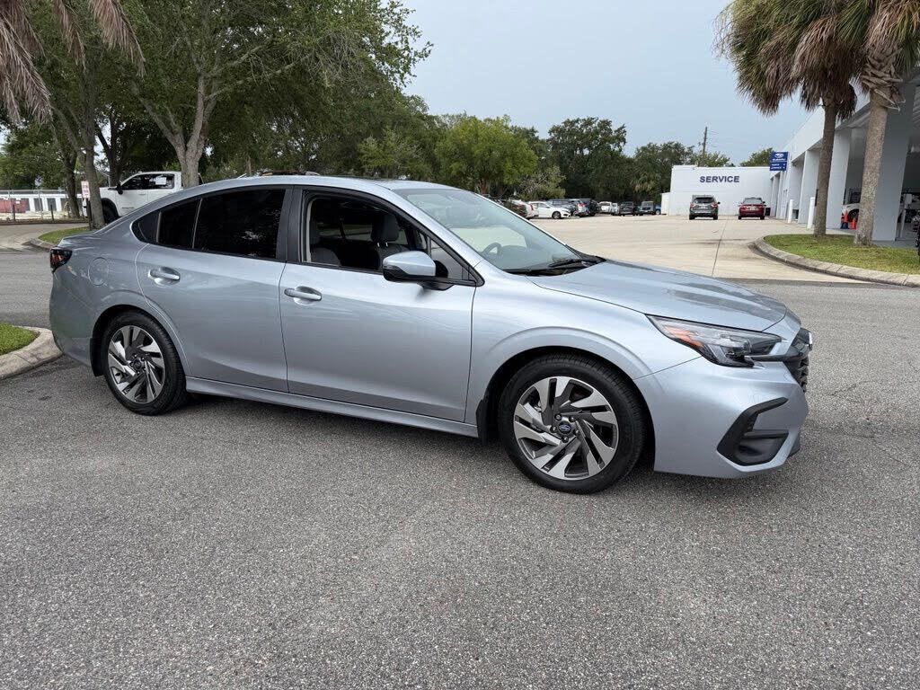 2025 SUBARU Legacy