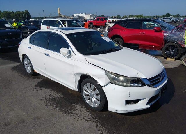 2013 HONDA Accord