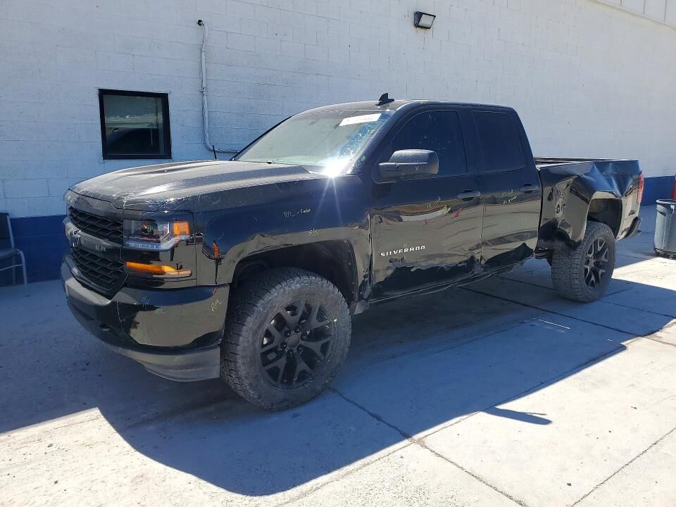 2018 CHEVROLET Silverado