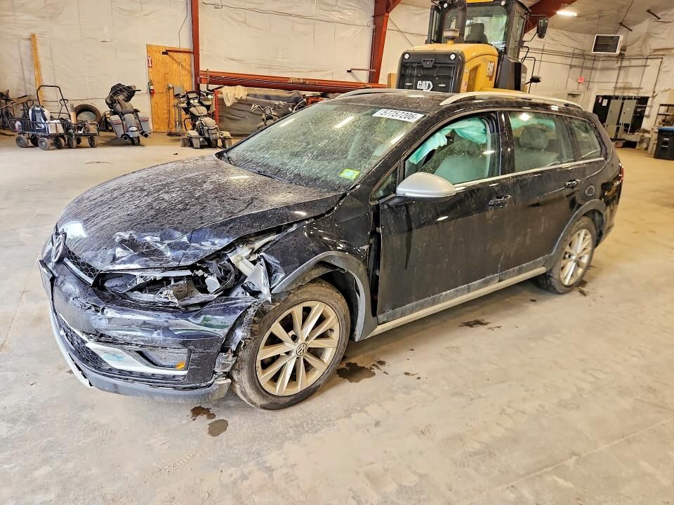 2017 VOLKSWAGEN Golf Alltrack
