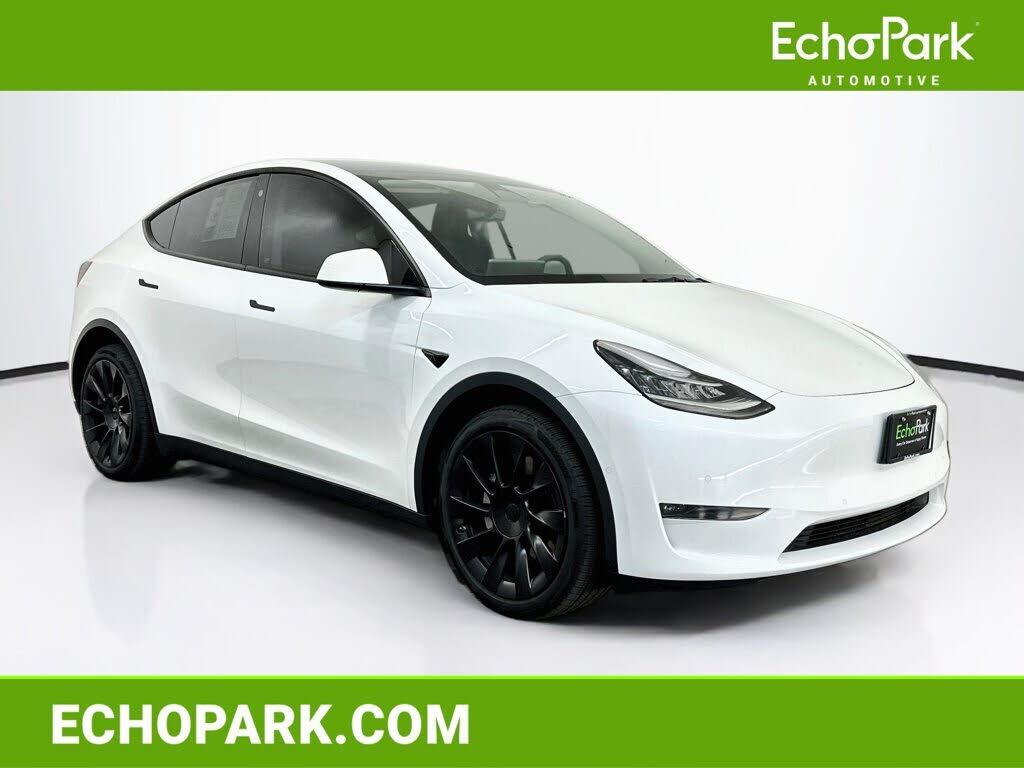 2022 TESLA Model Y