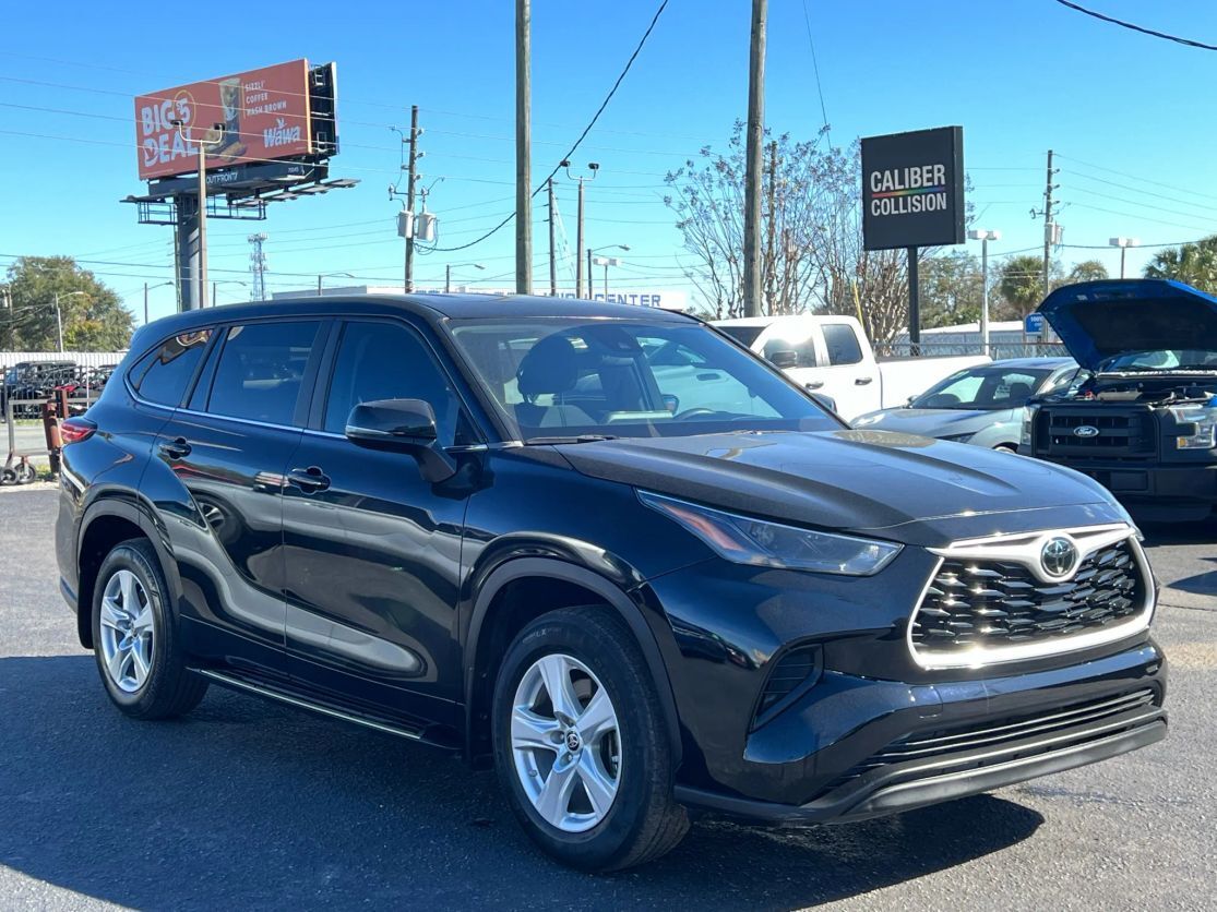 2023 TOYOTA Highlander