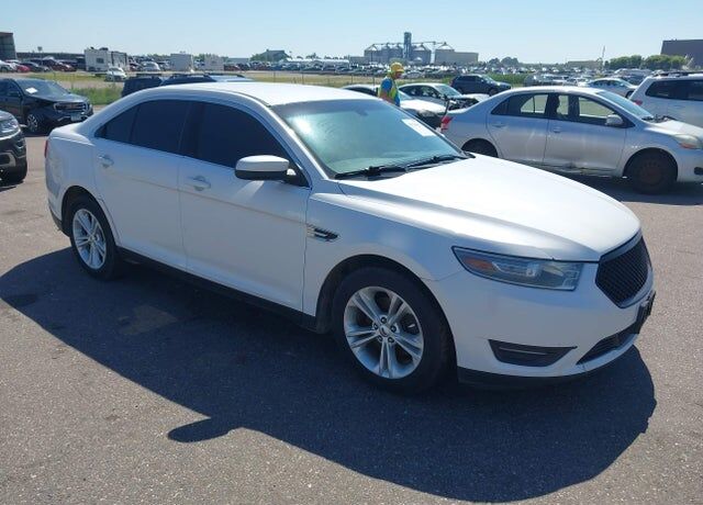 2014 FORD Taurus