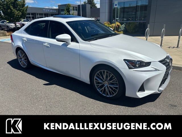 2017 LEXUS IS