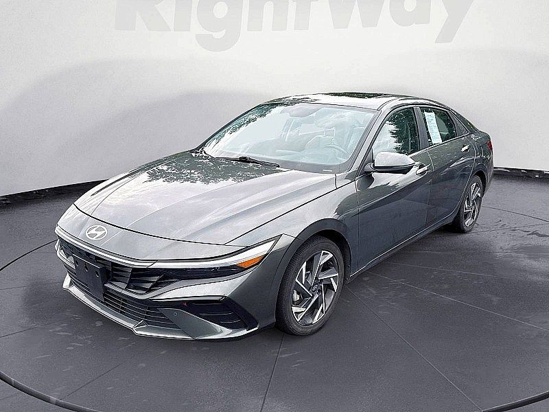 2024 HYUNDAI Elantra