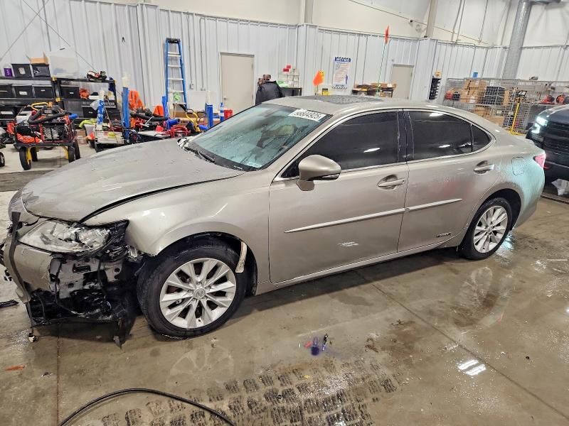 2015 LEXUS ES