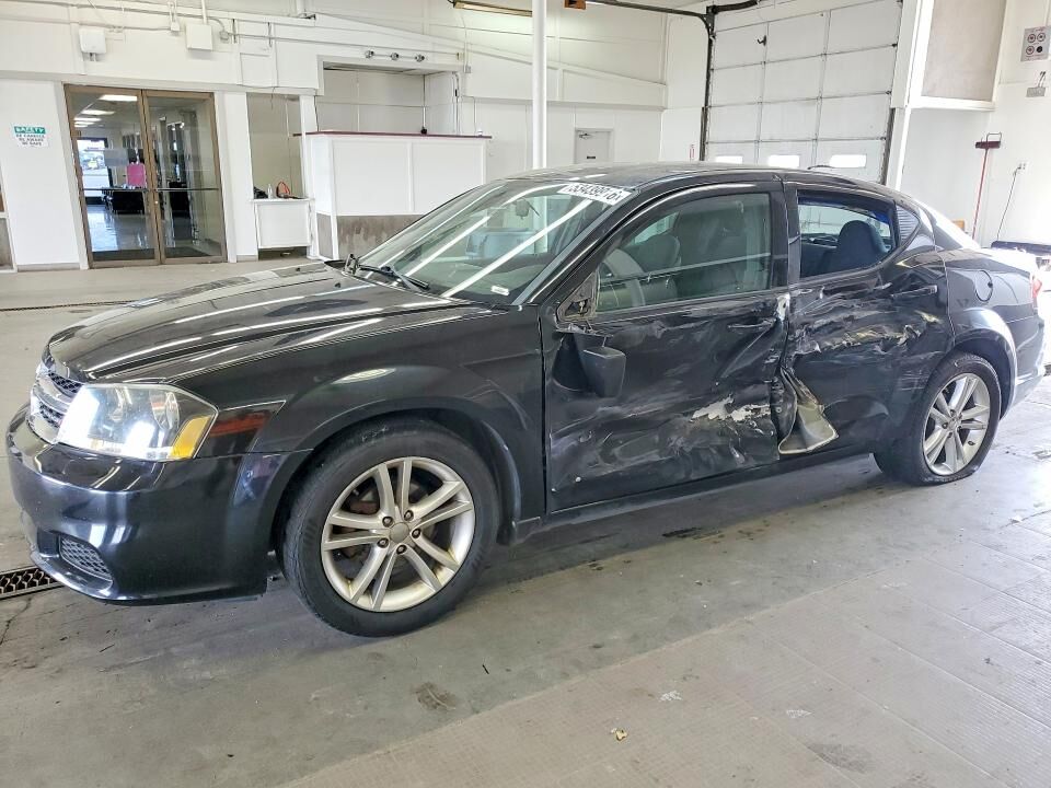 2013 DODGE Avenger