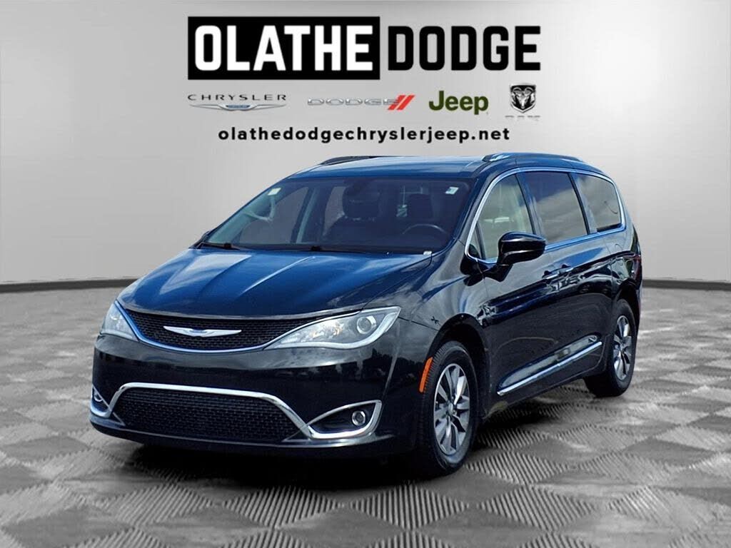 2020 CHRYSLER Pacifica