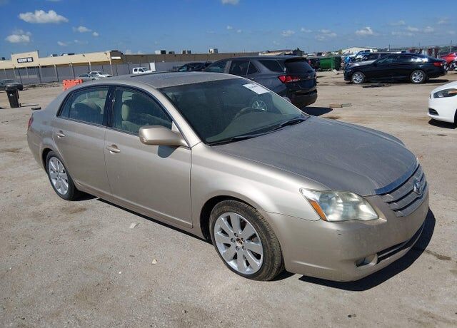 2006 TOYOTA Avalon