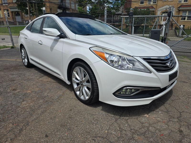 2017 HYUNDAI Azera