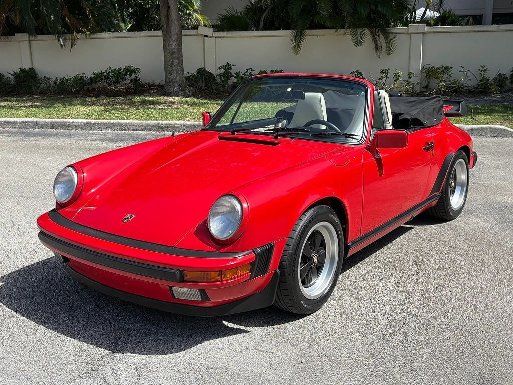 1988 PORSCHE 911
