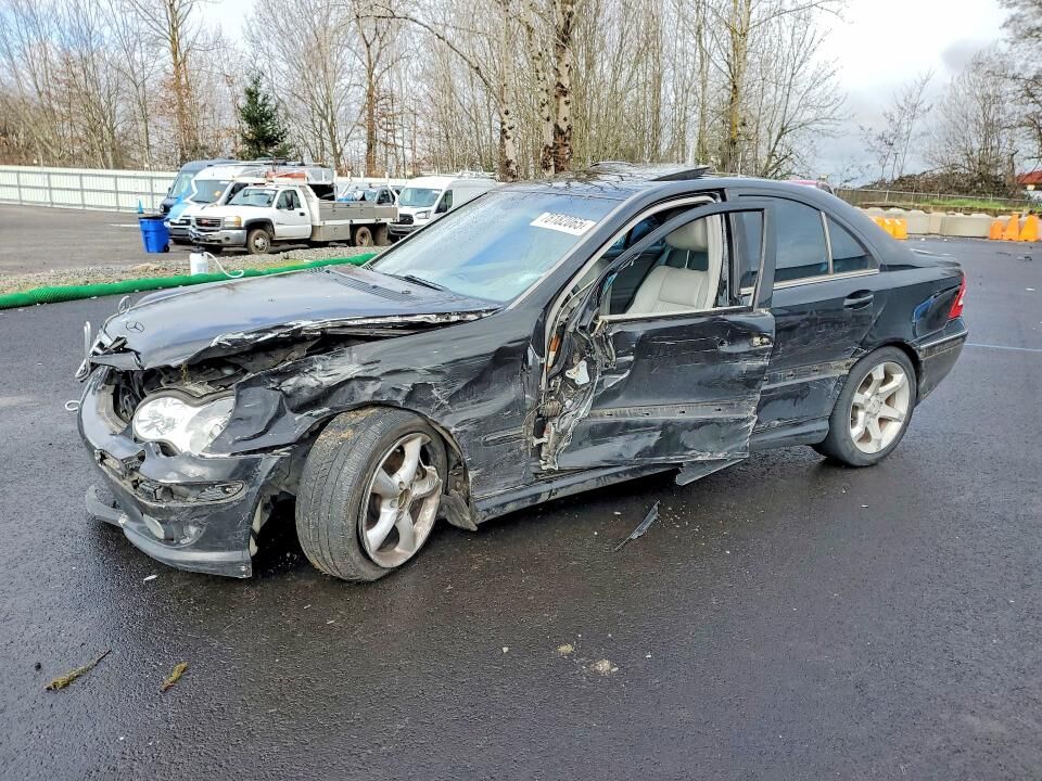 2006 MERCEDES-BENZ C-Class