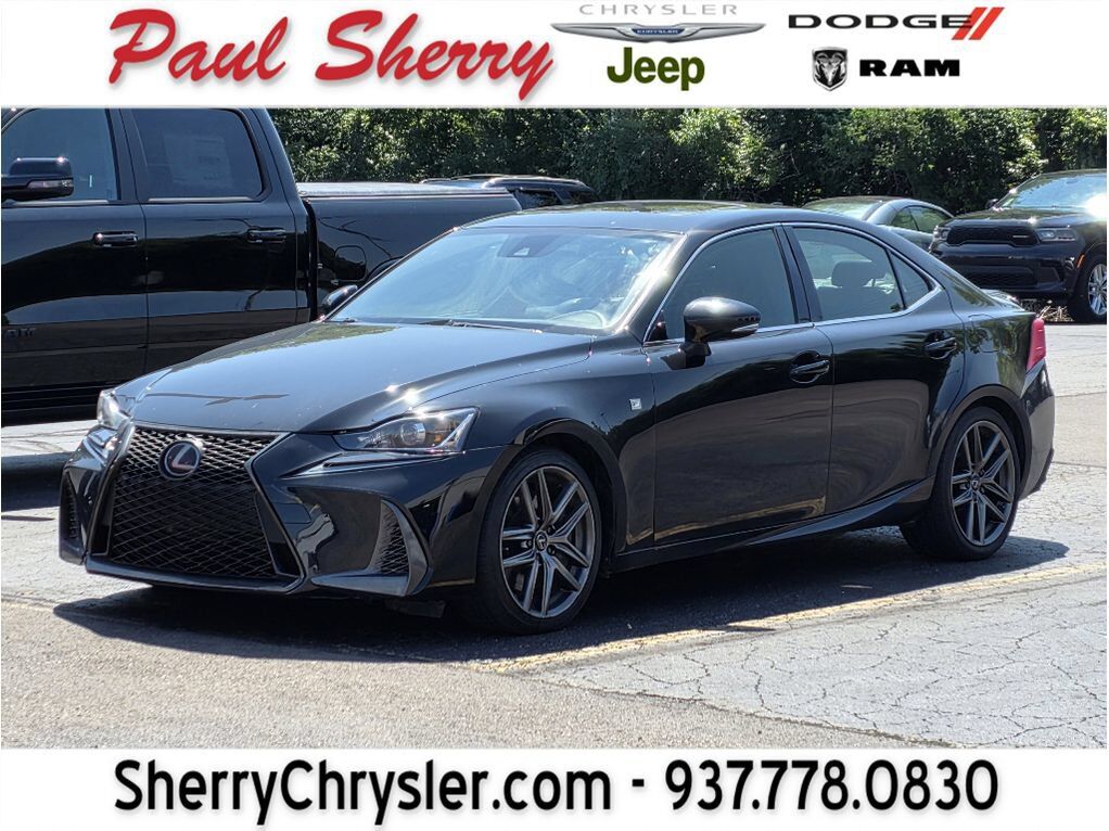 2019 LEXUS IS
