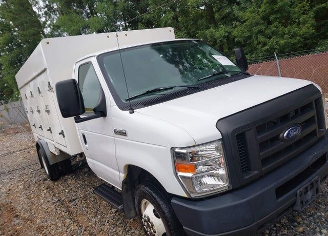 2018 FORD E-450