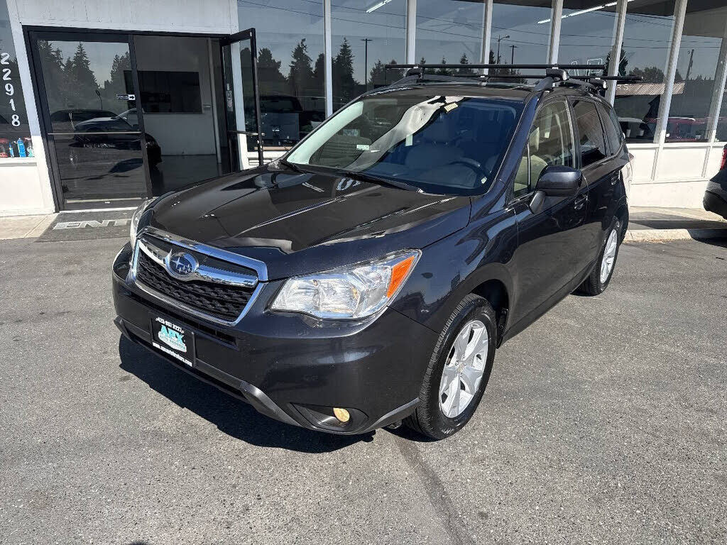 2016 SUBARU Forester