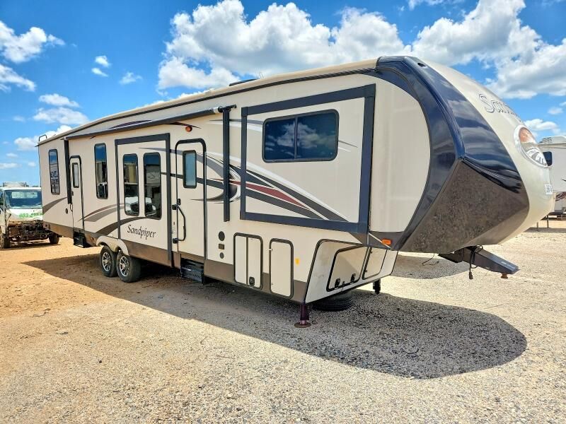2016 FOREST RIVER Sandpiper Towables