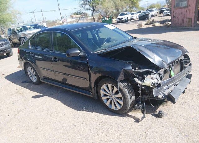 2012 SUBARU Legacy