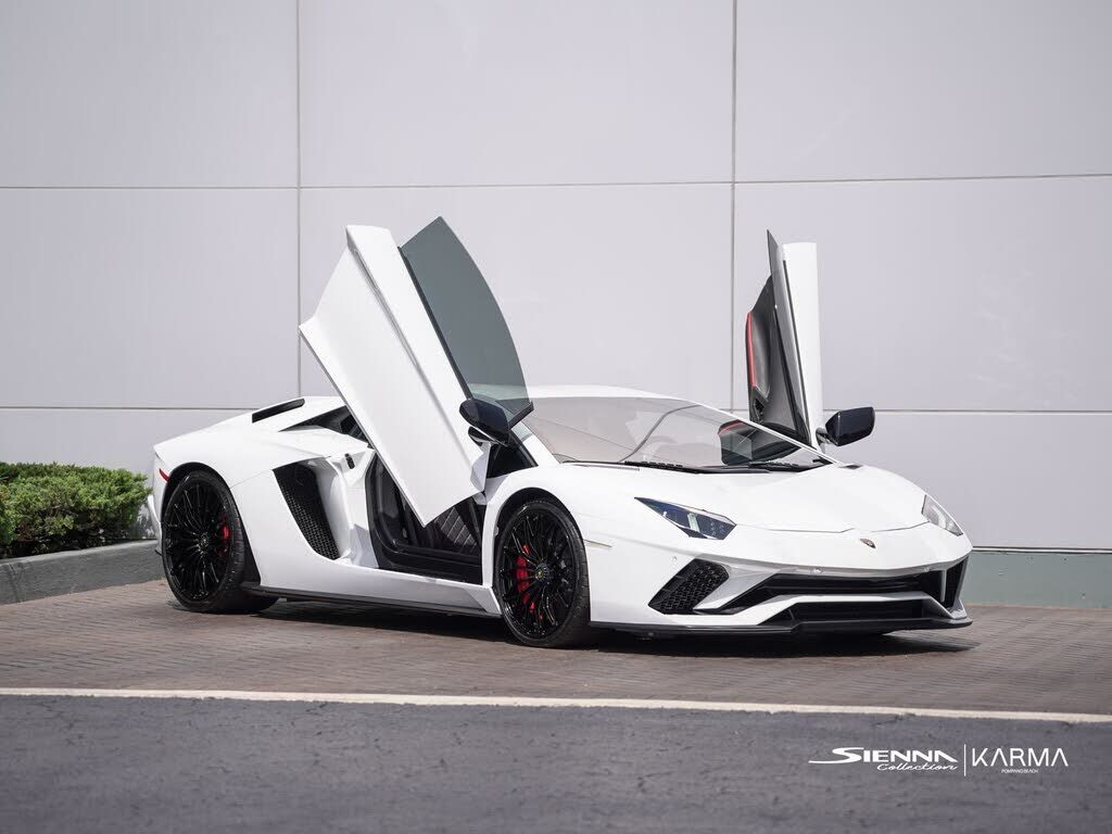 2018 LAMBORGHINI Aventador
