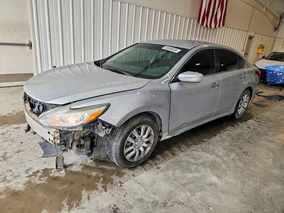 2017 NISSAN Altima