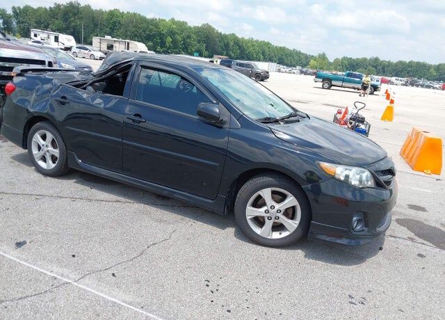 2011 TOYOTA Corolla