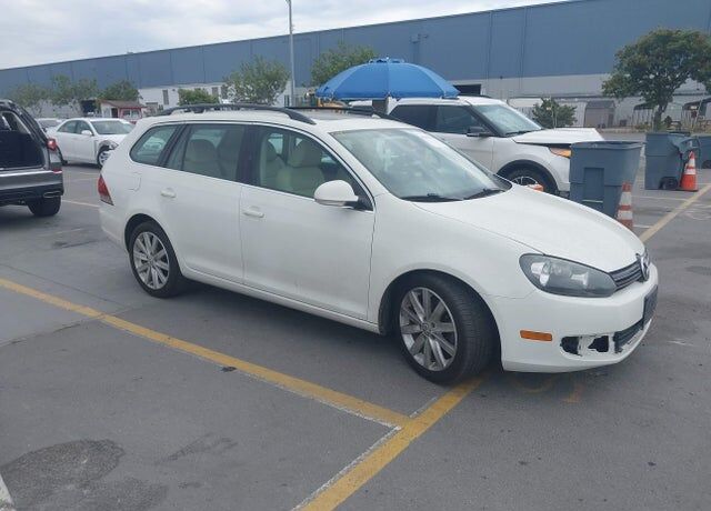 2013 VOLKSWAGEN Jetta SportWagen