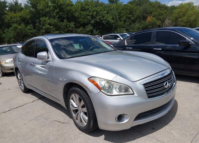 2012 INFINITI M37
