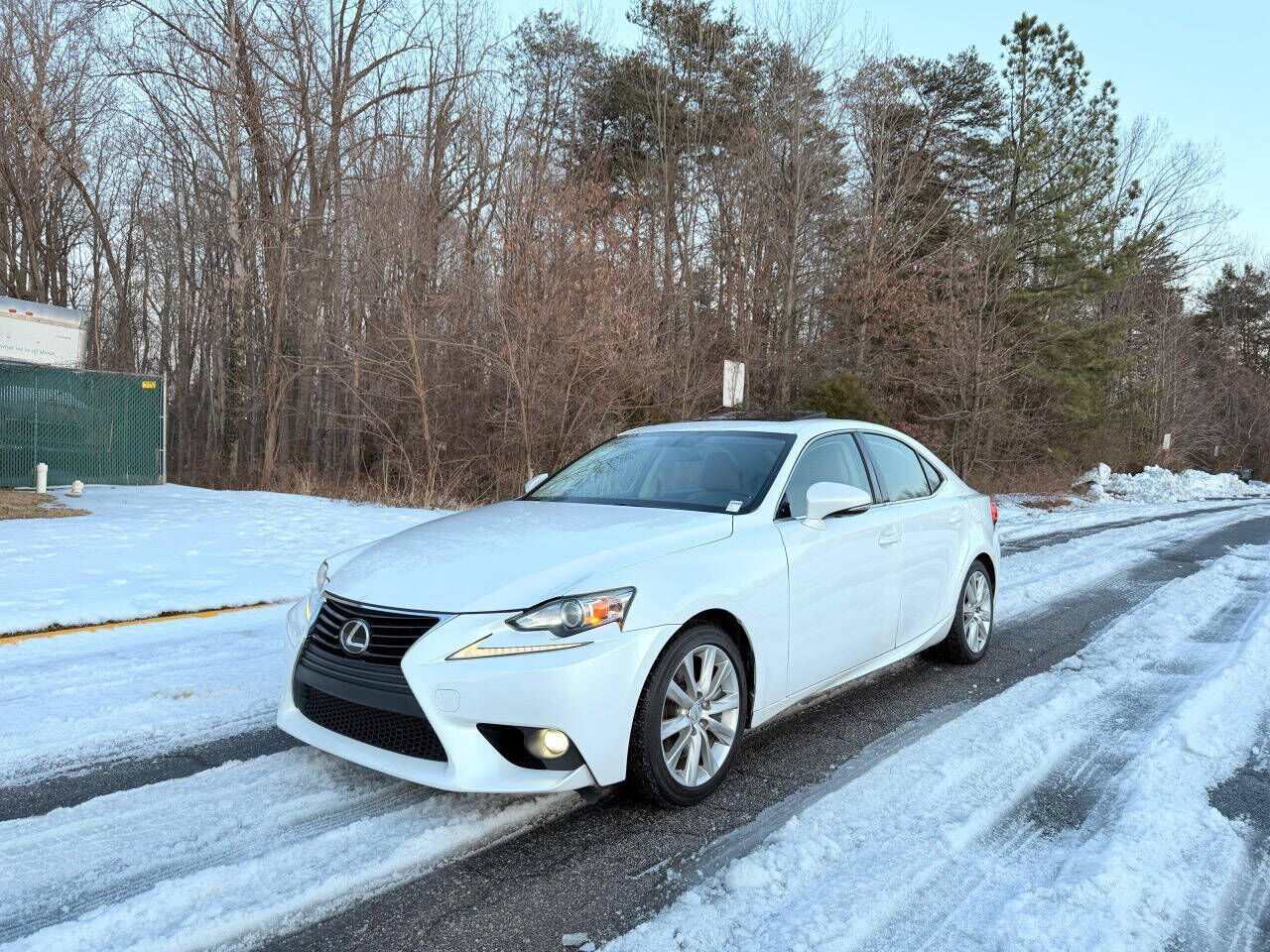 2016 LEXUS IS
