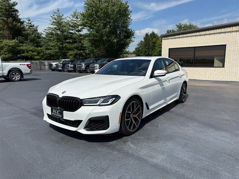 2023 BMW M5