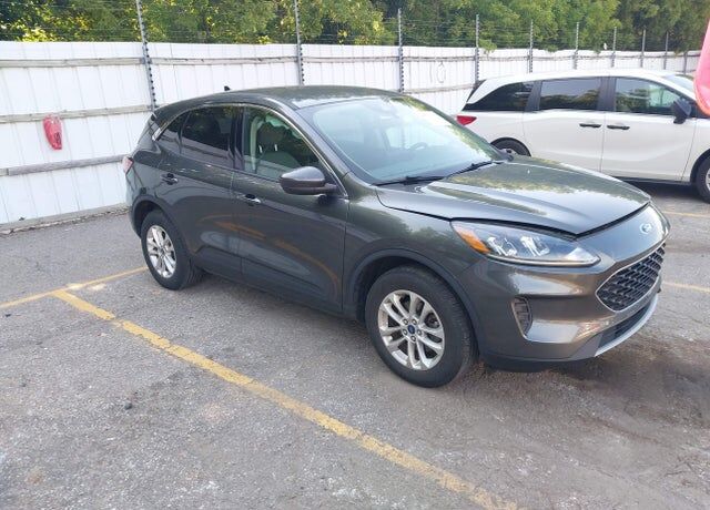 2020 FORD Escape