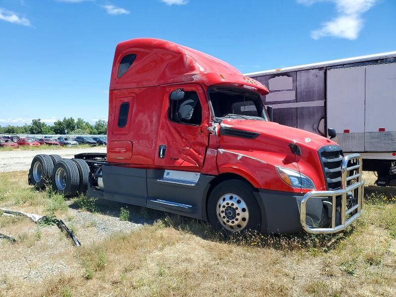 2025 FREIGHTLINER Cascadia
