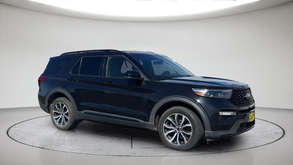 2021 FORD Explorer