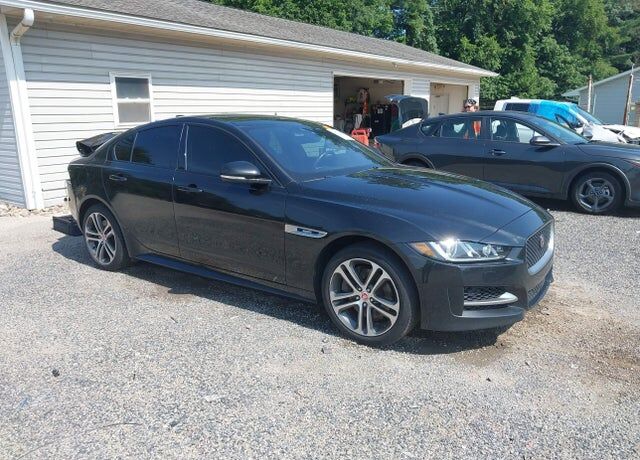 2019 JAGUAR XE