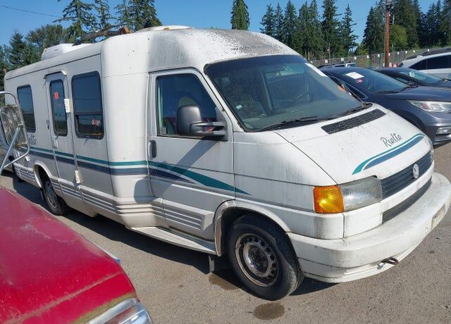 1996 WINNEBAGO Class C