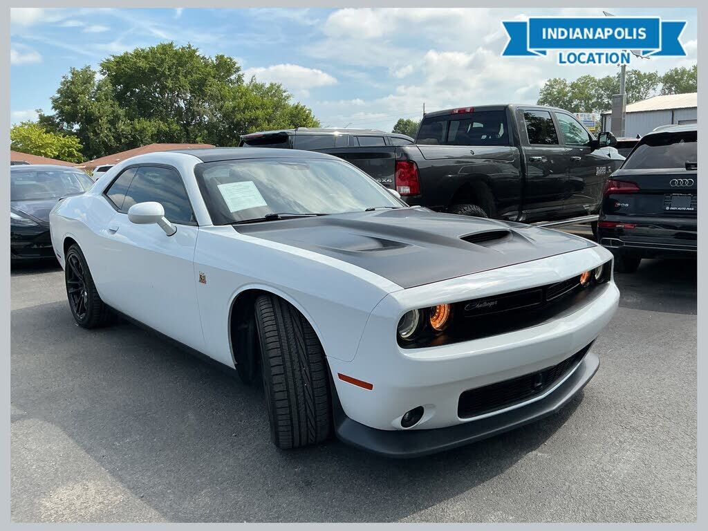 2019 DODGE Challenger