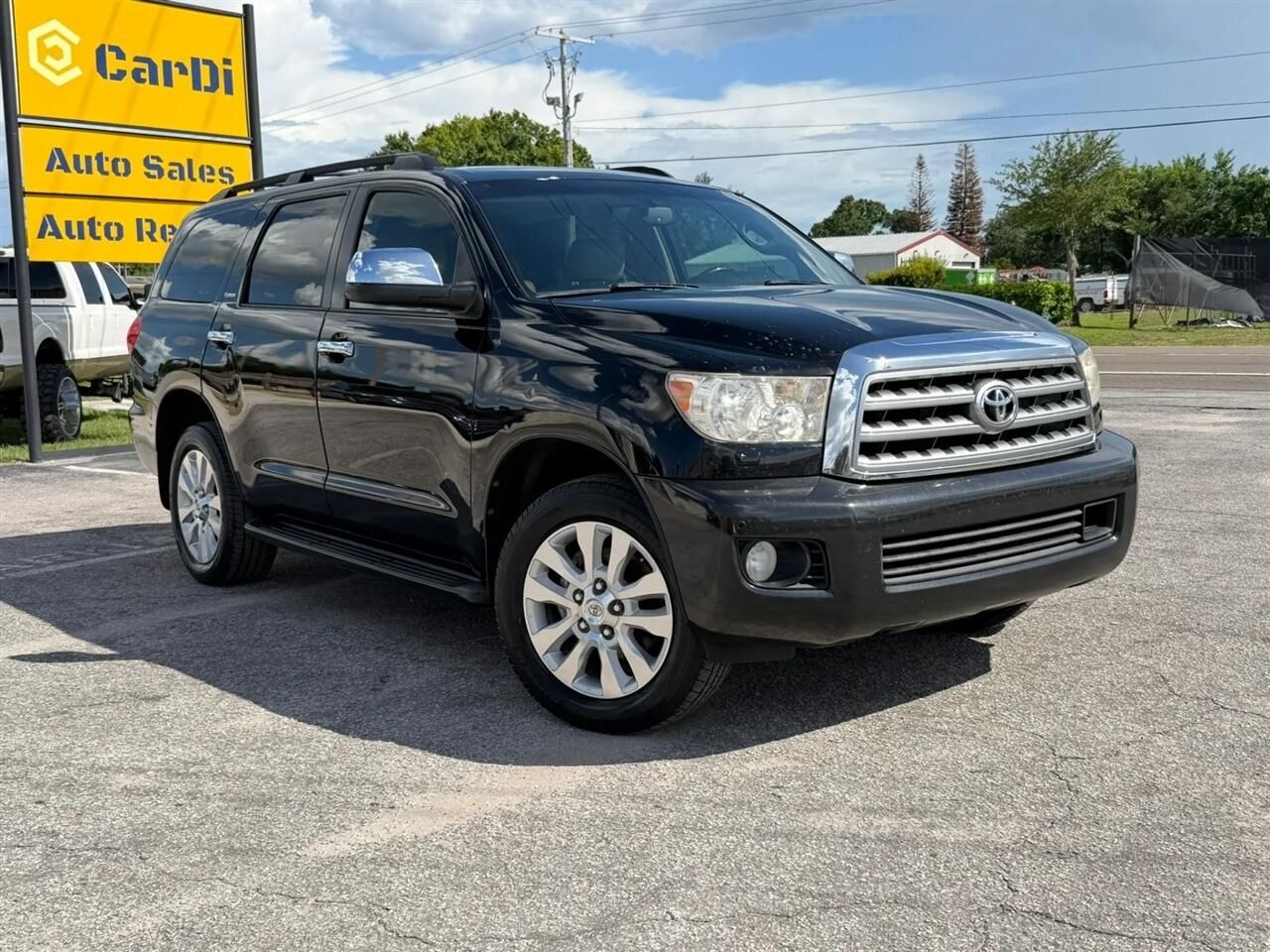 2013 TOYOTA Sequoia