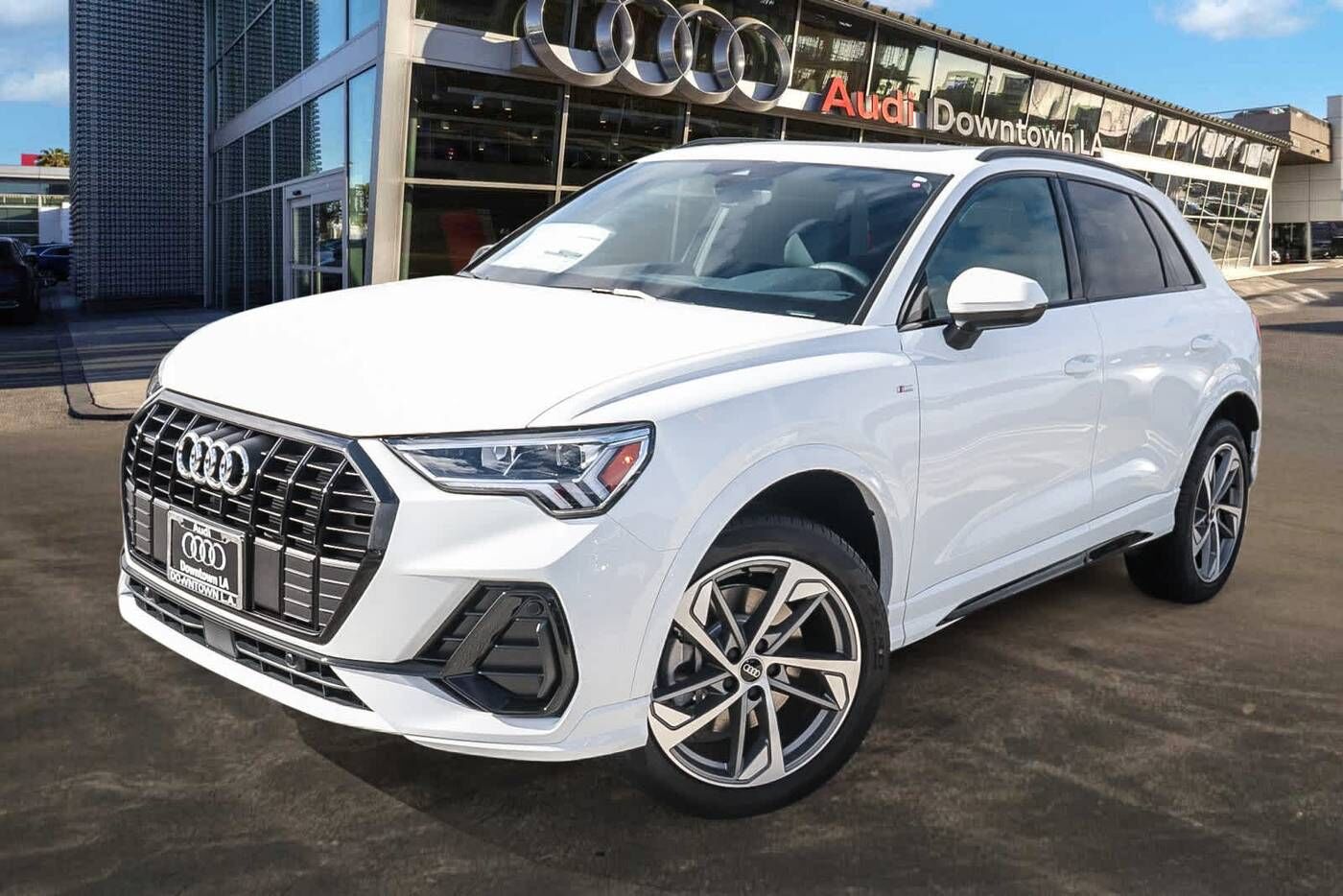 2025 AUDI Q3