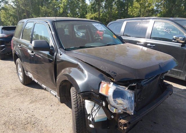 2010 FORD Escape