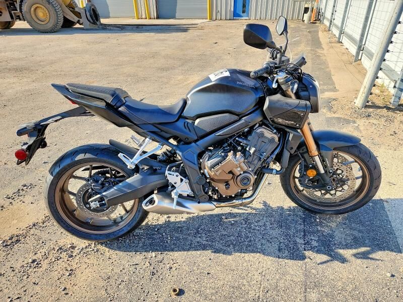 2026 HONDA CB