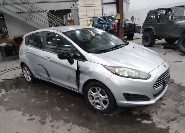 2015 FORD Fiesta
