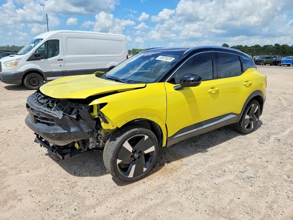 2025 NISSAN Kicks
